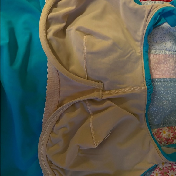 Land’s end Swimsuit - Picture 4 of 5